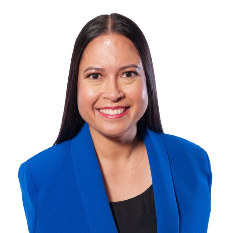 Soaring Beyond Limits: The Inspiring Story of Jessica Cox, the World’s First Armless Pilot