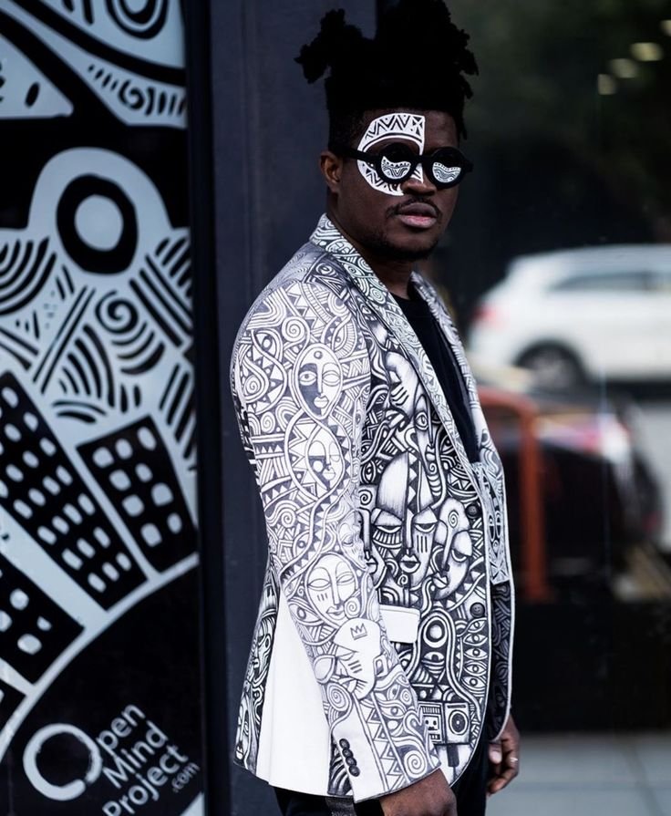 From Lawyer to Global Artist, Laolu Senbanjo’s Journey of Creativity