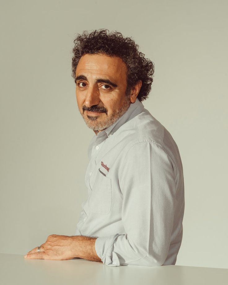 Hamdi Ulukaya: The Immigrant Who Turned an Abandoned Factory Into a Billion-Dollar Brand