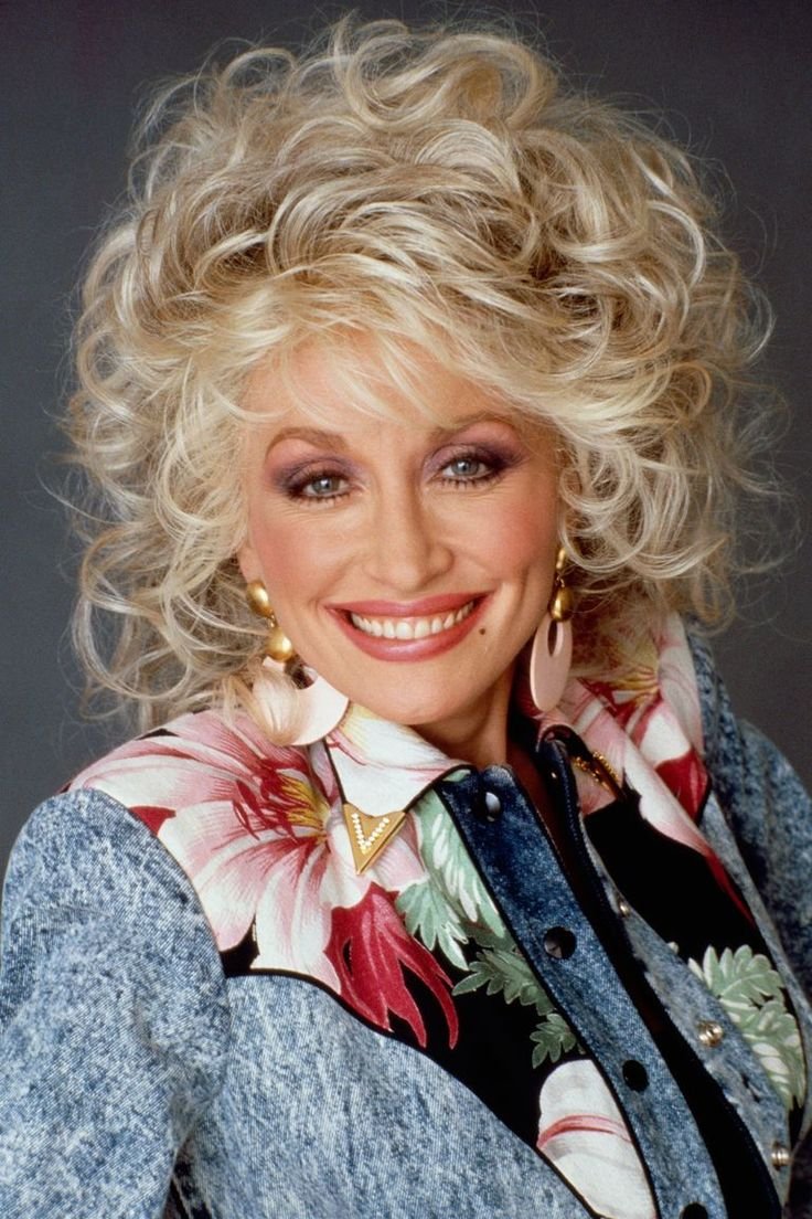Dolly Parton’s Words to Live By: Lessons on Life, Success and the Power of Purpose